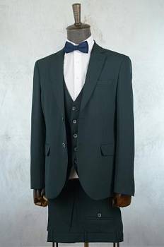 Костюм мужской тройка Бегес